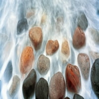 Изглед от висок ъгъл на камъни в Океан, плаж Калумет Парк, Ла Джола, Сан Диего, Калифорния, САЩ за афиш
